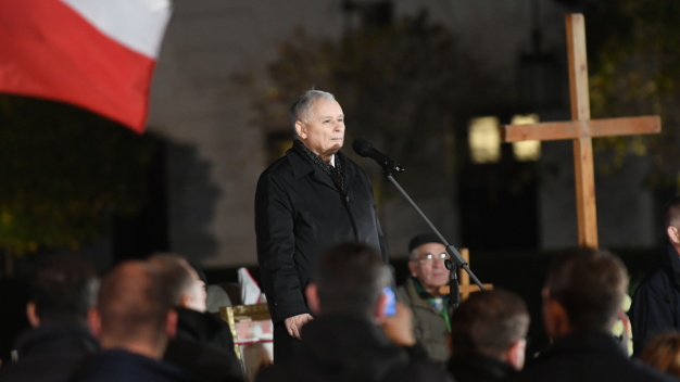 Kaczyński: wiosną pomniki i raport dotyczący katastrofy